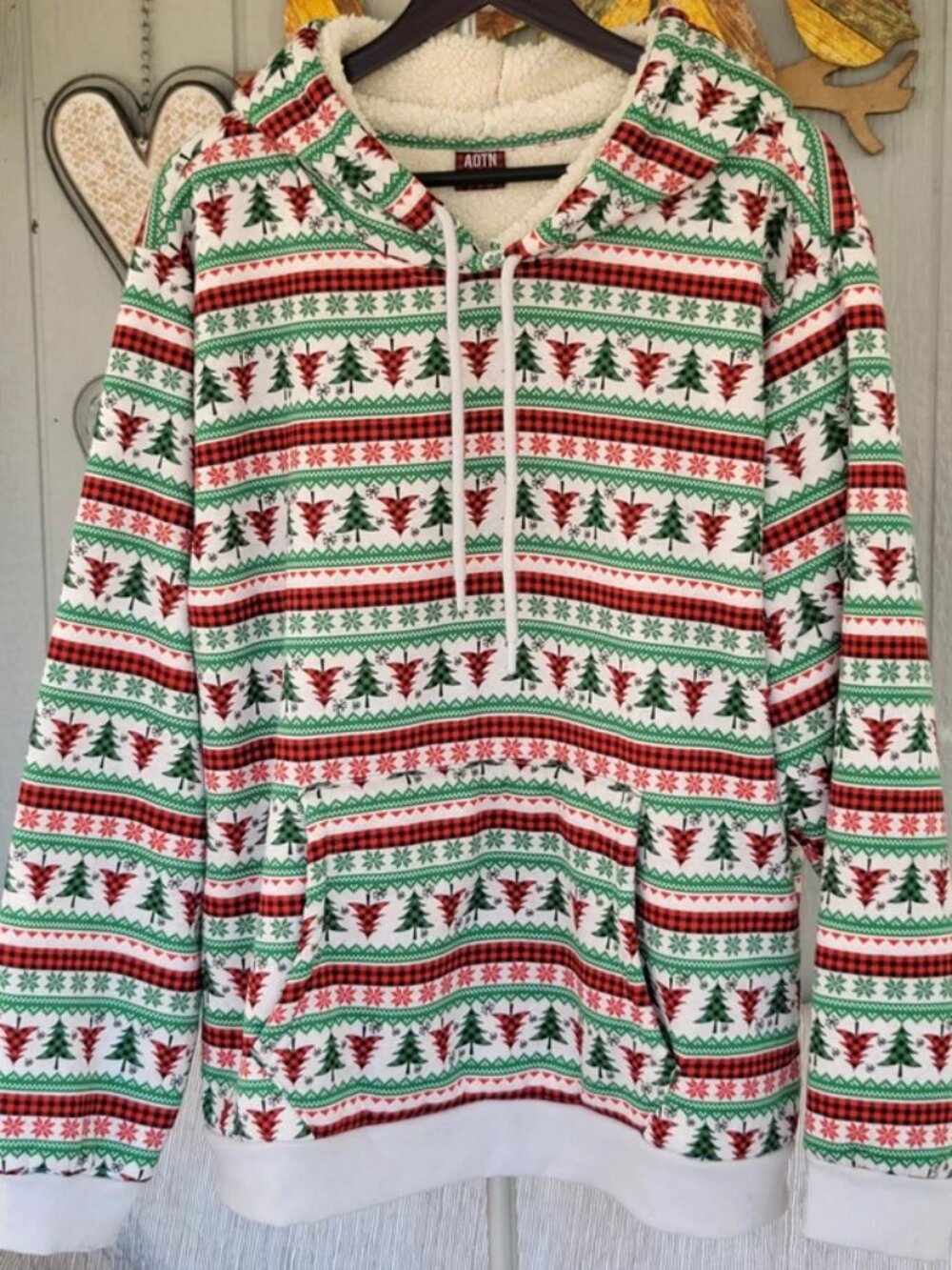 ADTN Unisex Festive Fair Isle / Nordic Sherpa-Lined Hoodie - Size XL